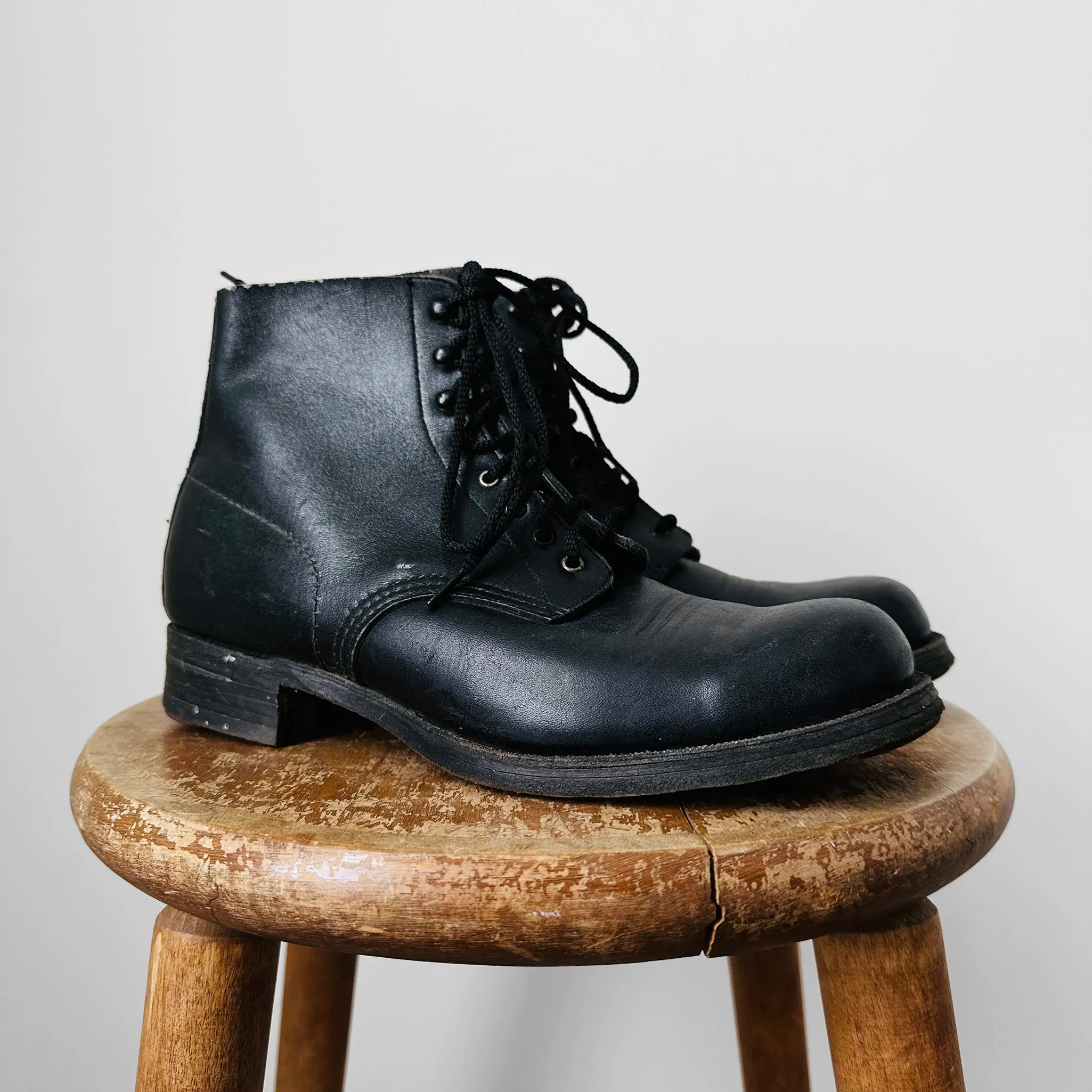 1940s - 1950s Well-Worn Black Leather Military Style Combat Boot Lace-Up Tap Dance Boots - Sz. 39