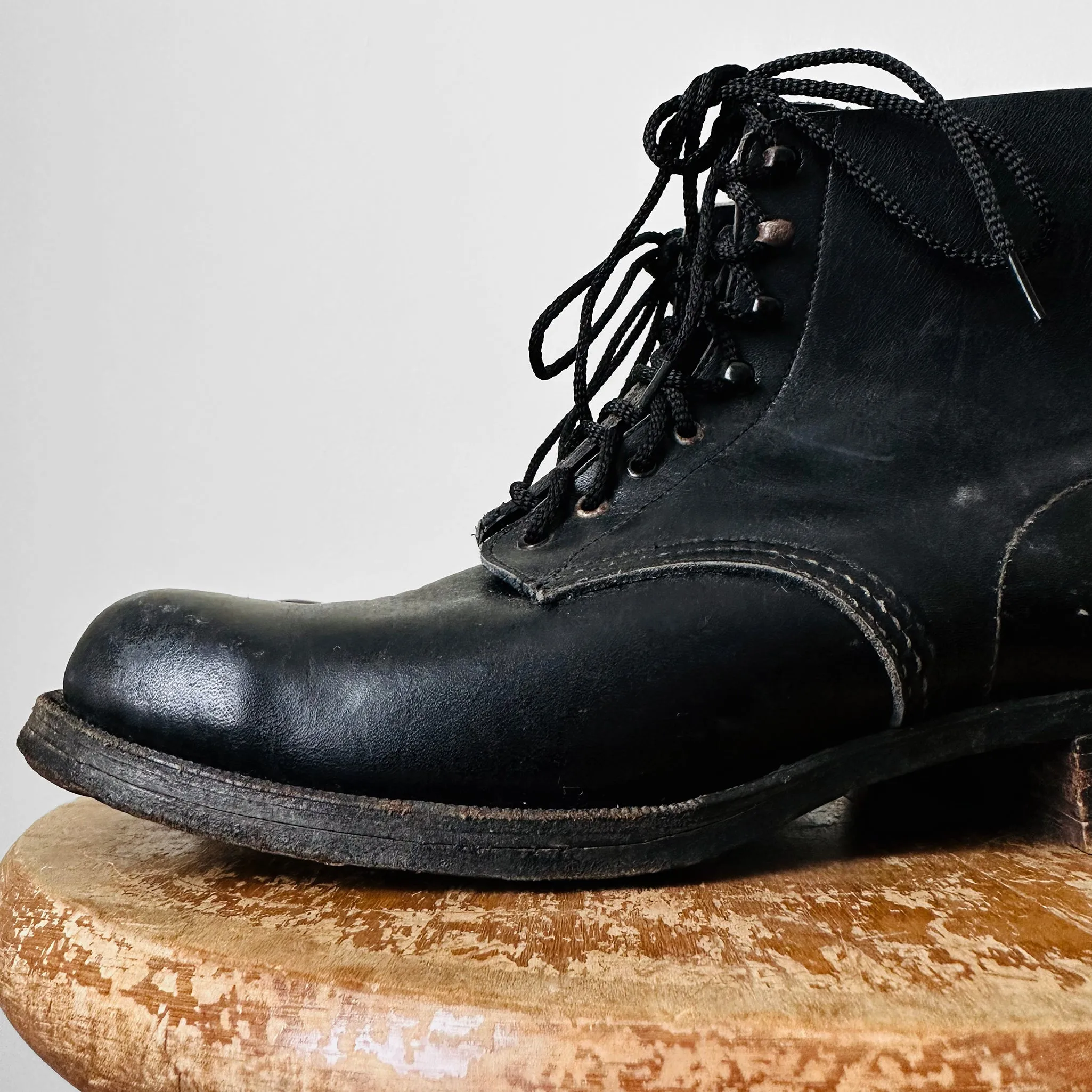 1940s - 1950s Well-Worn Black Leather Military Style Combat Boot Lace-Up Tap Dance Boots - Sz. 39