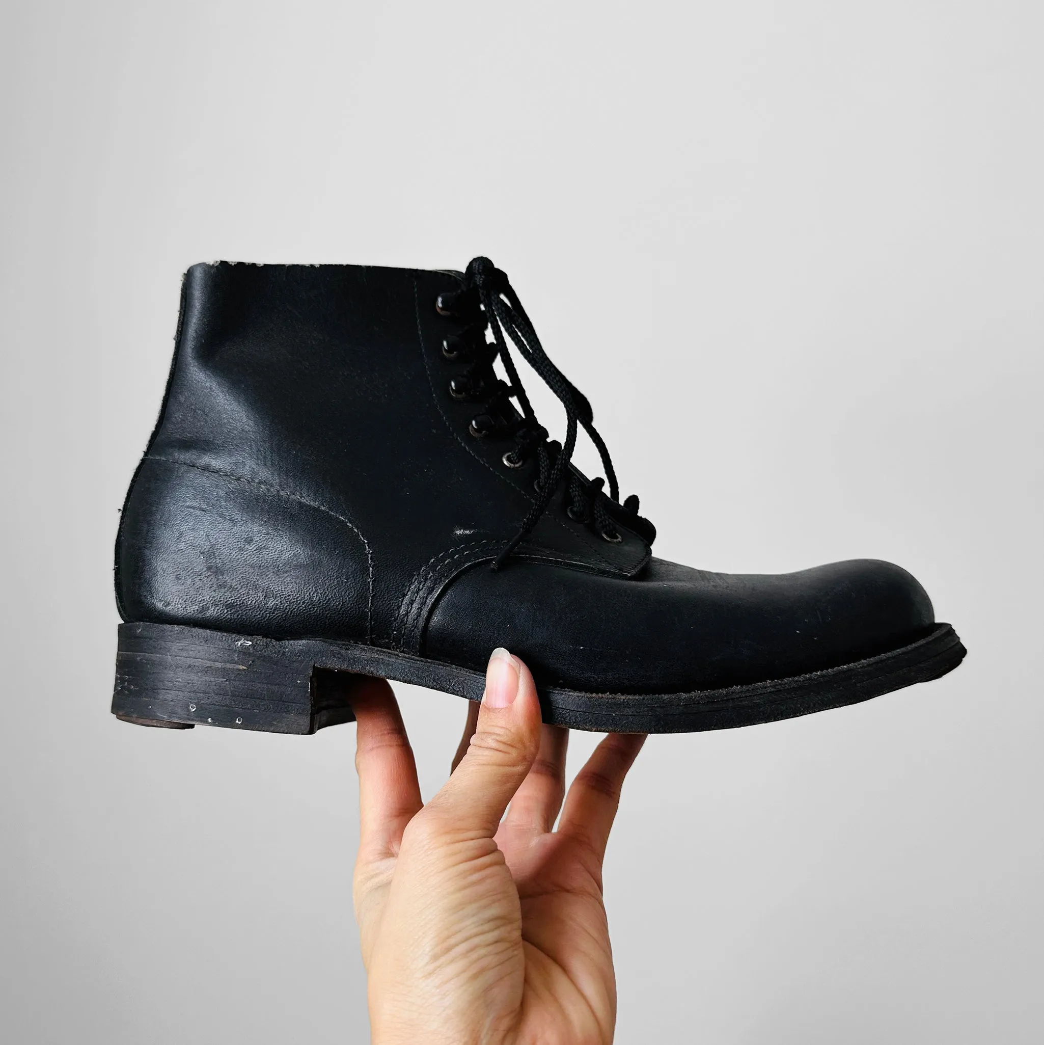 1940s - 1950s Well-Worn Black Leather Military Style Combat Boot Lace-Up Tap Dance Boots - Sz. 39