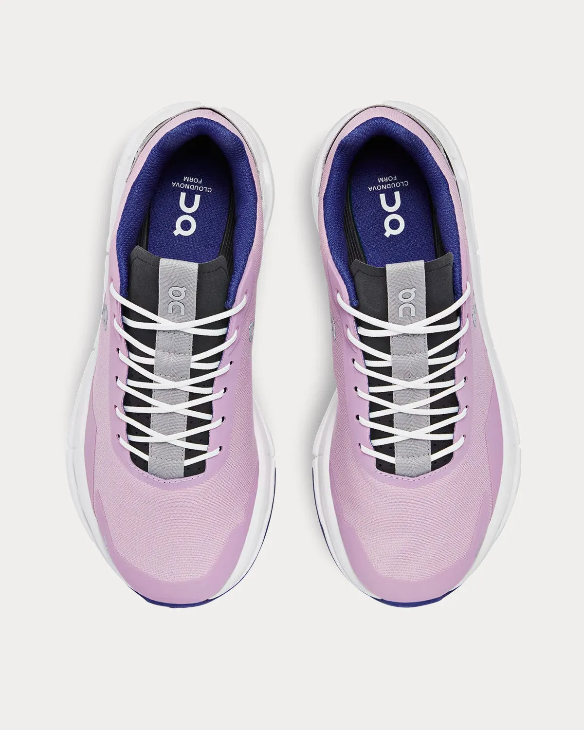Cloudnova Form Aster / Magnet Running Shoes