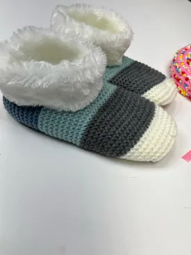 Colorful Stripes of Winter Knit Slippers Colorful Stripes of Winter Knit Slippers