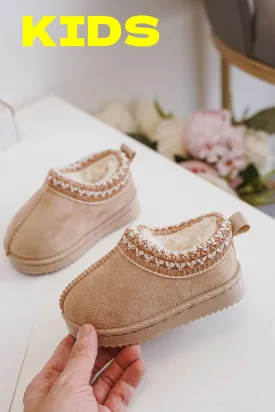 KIDS EMBROIDERY DETAIL FAUX FUR LINING SLIPPERS IN BEIGE 19-24 SIZES