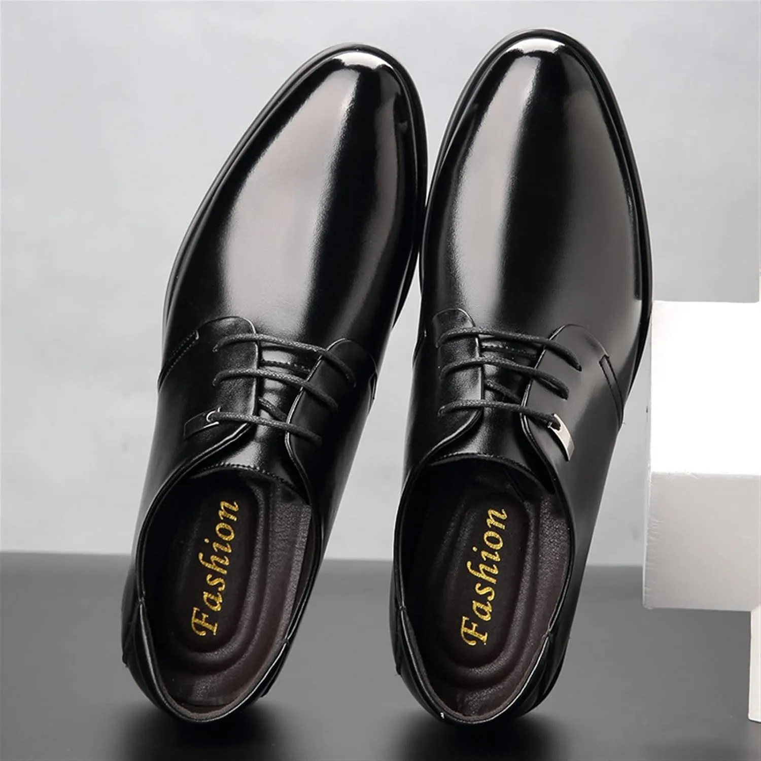 Men's Height Increasing Elevator Shoes -2.4 Inches Taller Formal Dress Shoes Genuine Leather Pointed Toe Block Heel Solid Color Formal Men