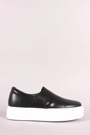 Qupid Vegan Leather Slip-On Flatform Sneaker