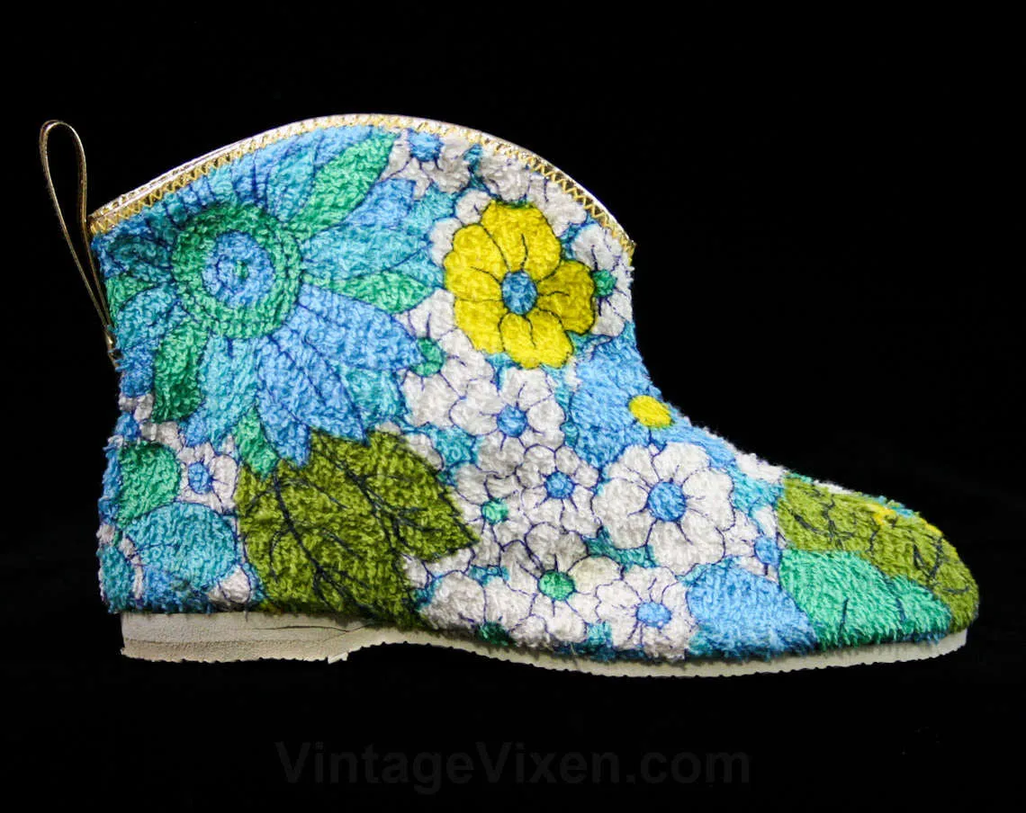 Size 13 Girl's Slippers - Cute 1960s Girls Terrycloth Cotton Booties - Blue Green Gold Toddler Childs Indoor House Shoe - 60s Deadstock